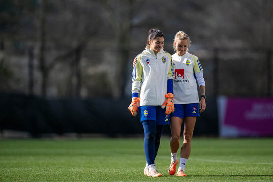 Goalkeeper Zecira Musovic and Nathalie Björn of the