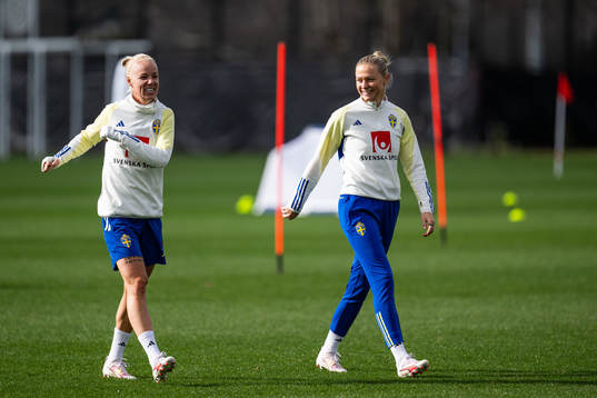Caroline Seger and Fridolina Rolfö of the Swedish