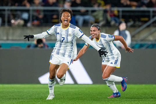 Sarina Bolden of Philippines celebrates