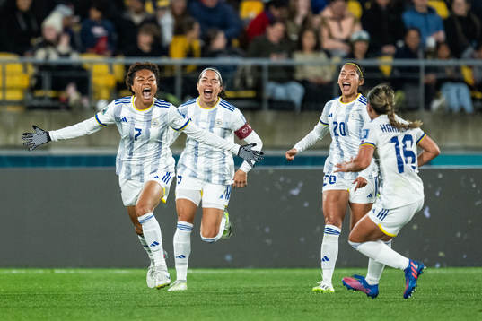 Sarina Bolden of Philippines celebrates