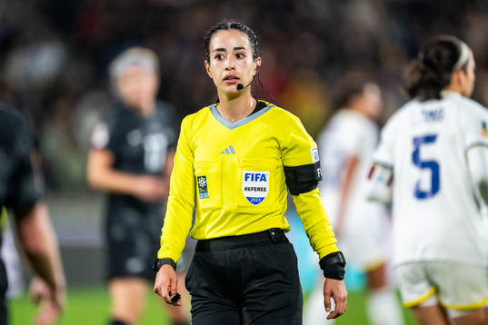Referee Katia Garcia