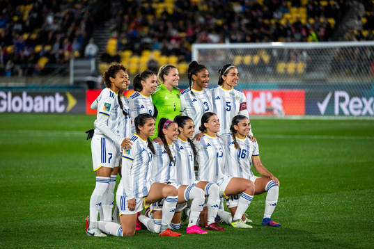 The starting eleven of Philippines pose for a photo