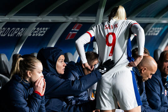 Ada Hegerberg and Karina Sævik of Norway