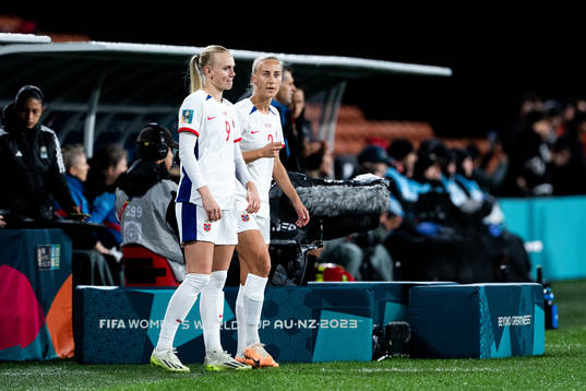 Karina Sævik and Anja Sønstevold of Norway