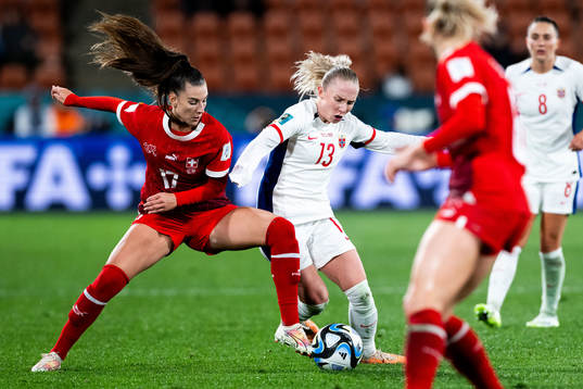 Seraina Piubel of Switzerland and Thea Bjelde of Norway