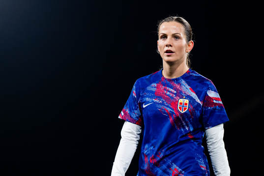Tuva Hansen of Norway warms up