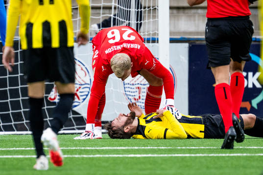 Simon Sandberg of BK Häcken in pain