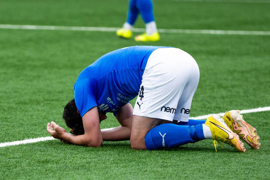 Vegard Forren of Klaksvik in pain