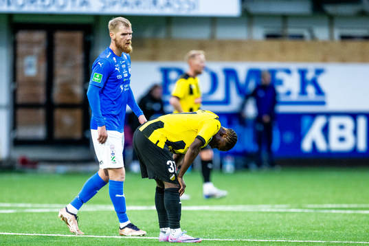 Ibrahim Sadiq of BK Häcken looks dejected