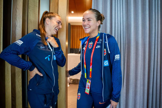 Vilde Bøe Risa and Guro Reiten of the Norwegian women’s
