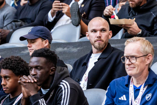 Marcus Danielson of Djurgården in the stands