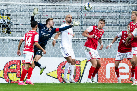 Goalkeeper Ricardo Friedrich of Kalmar and Luka Juricic