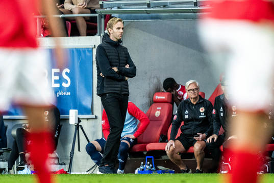 Henrik Jensen, head coach of Kalmar looks dejected