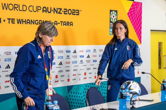 Head coach Milena Bertolini and Barbara Bonansea of the