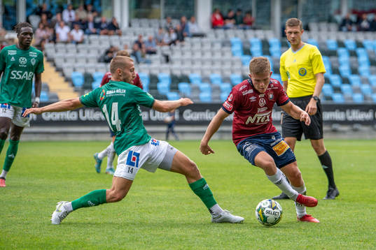 Brages Jacob Stensson och Örgrytes Isak Dahlqvist