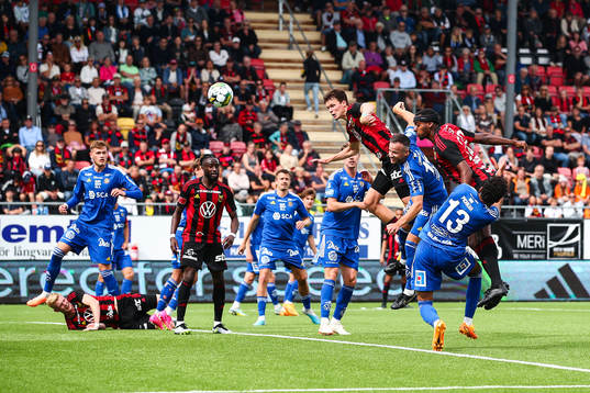 Östersunds Myroslav Mazur