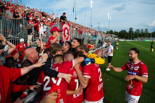 Bläddra bland fler bilder av Fotboll, Allsvenskan, Degerfors - Brommapojkarna
