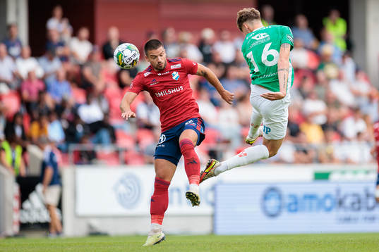 Östers Vladimir Rodic och Jönköpings Södras Albin