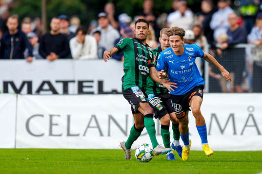 Varbergs Eliton Pardinho Toreta Junior och Halmstads Erik
