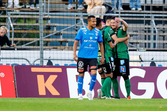 Varbergs Robin Tranberg jublar