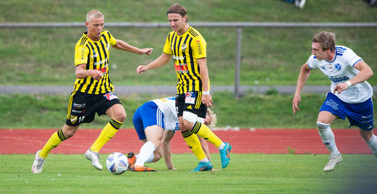 IFK Hässleholms Olle Kjellman Olblad och Isaac Holmberg I