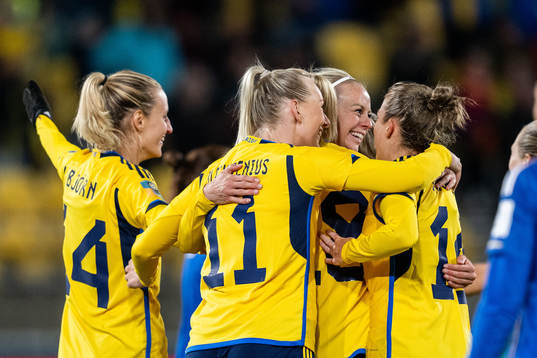 Amanda Ilestedt of Sweden celebrates with Nathalie Björn,