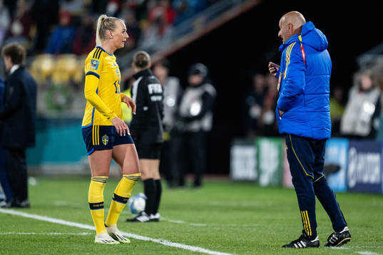 Stina Blackstenius and assistant coach Magnus Wikman of