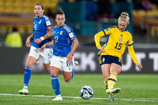 Lisa Boattin of Italy and Rebecka Blomqvist of Sweden