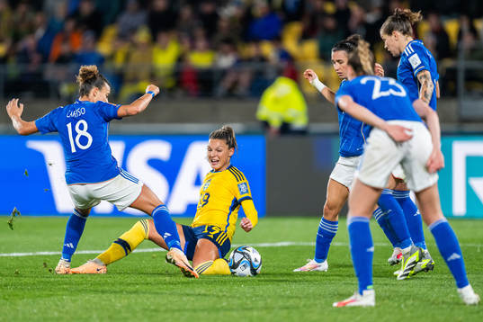 Arianna Caruso of Italy and Johanna Rytting Kaneryd of