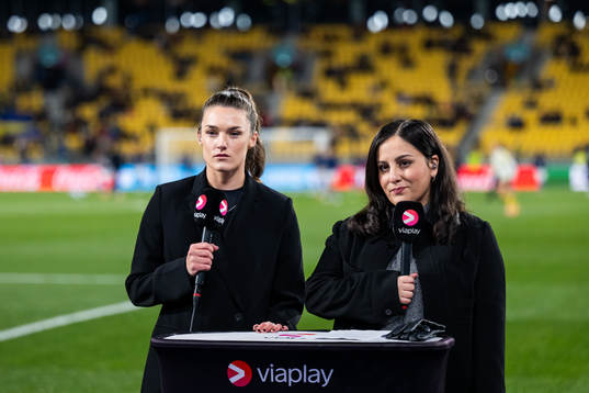 Saga Fredriksson and Jennifer Kücükaslan of Swedish