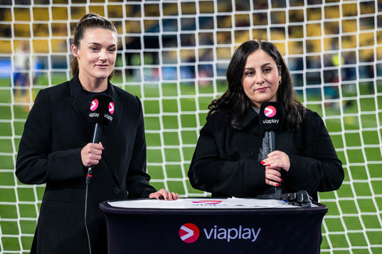 Saga Fredriksson and Jennifer Kücükaslan of Swedish
