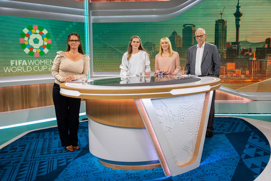 Suzanne Sjögren, Lisa Dahlkvist, Johanna Frisk, och Lars