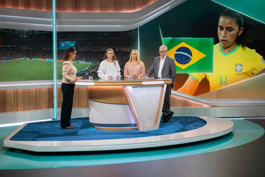 Suzanne Sjögren, Lisa Dahlkvist, Johanna Frisk, och Lars
