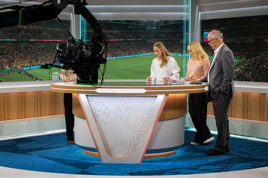 Lisa Dahlkvist, Johanna Frisk, och Lars Lagerbäck