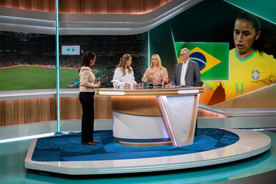 Suzanne Sjögren, Lisa Dahlkvist, Johanna Frisk, och Lars