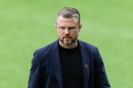 Elfsborgs manager Jimmy Thelin deppar