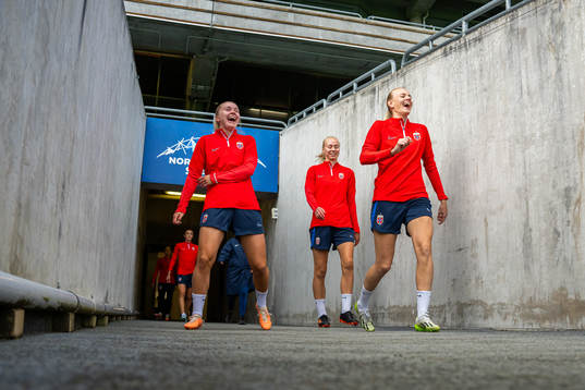 Anna Langås Jøsendal, Sara Hørte and Karina Sævik of