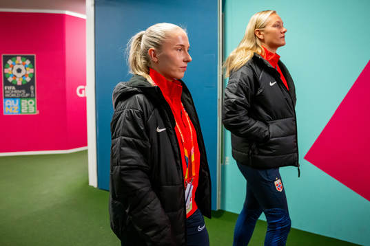 Thea Bjelde and Frida Maanum of the Norwegian women’s