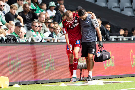 IFK Norrköpings Victor Stange Lind har ont