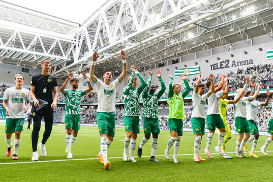 Hammarbys spelare jublar
