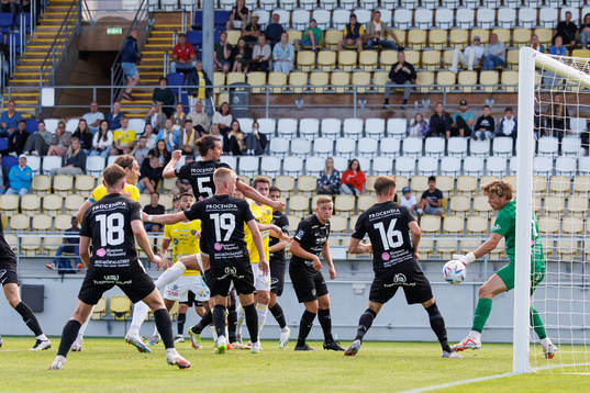 Falkenbergs Tim Stålheden gör 2-1
