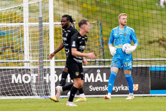 Falkenbergs målvakt Tim Erlandsson