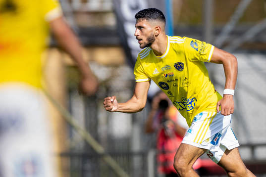 Falkenbergs Leonardo Farah Shahin jublar