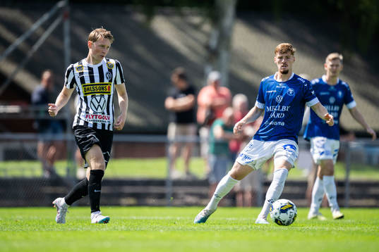 Landskronas Adam Egnell och Trelleborgs Markus Björkqvist