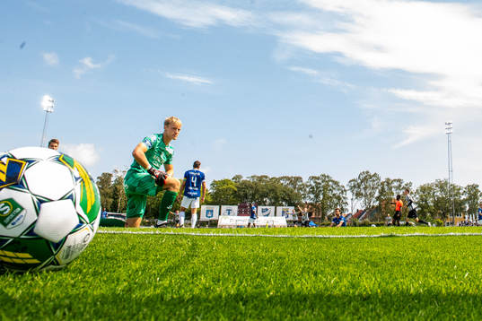 Trelleborgs målvakt Kasper Thiesson Kristensen deppar