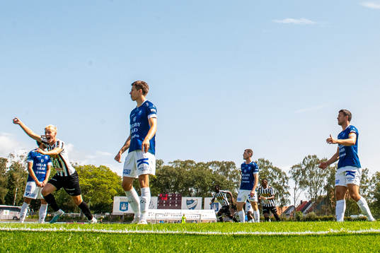 Trelleborgs Bödvar Bödvarsson och Mattias Andersson deppar
