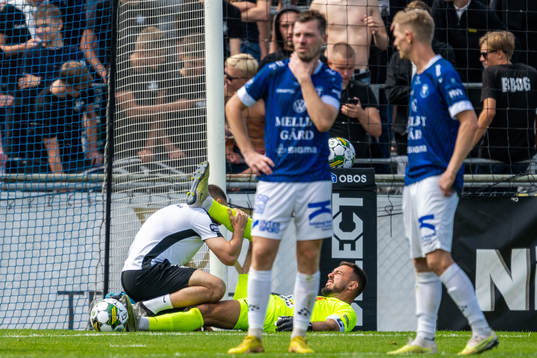 Landskronas målvakt Amr Kaddoura får vård