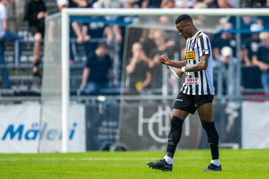 Landskronas Samuel Kotto deppar