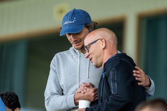 Malmö FFs scout Robin Asterhed och Landskronas manager