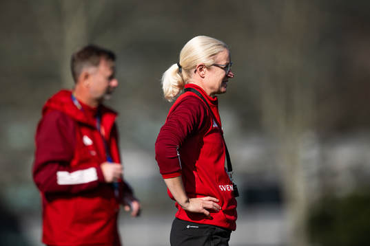 Head coach Peter Gerhardsson and assistant coach Victoria